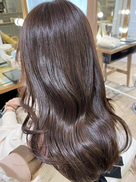 ネオリーブ チロル 横浜西口店(Neolive CiroL.) ピンクパールベージュ☆