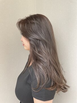 ノラギンザユー(NORA GINZA/U) 筋感のある細めハイライト外国人風オフィスで浮かないハイライト