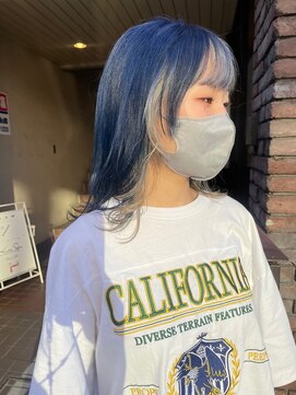 コニ(Coni) 【和田寧々】ブルー/ホワイトインナー/顔回りウルフ