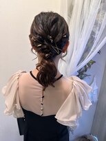 ローポニーアレンジ
