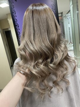 アンリップ ジー(salon unripＧ) h #ミルクティー