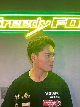 グリーディーフォックス 代々木(Greedy FOX) 波巻き/ハイライト/マッシュパーマ/ウルフ[シェービング]
