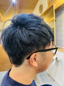 エデル(ederux) 初カラーデビュー