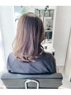 アン たまプラーザ(un) silver beige♪鎖骨下ミディアム【髪質改善オージュアサロン