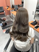 レブ 三条河原町(Reb,) レイヤーロングオリーブベージュブリーチなしワンホン韓国ヘア