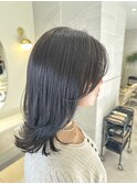 くびれミディアム×艶たっぷり暗髪