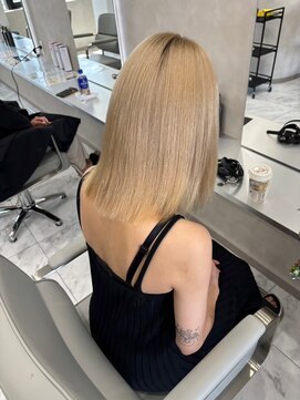 キング(K!ng) 縮毛矯正髪質改善ハイライトレイヤーカット枚方美容室エクステ