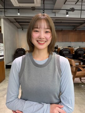 アンアミ キチジョウジ(Un ami Kichijoji) くびれボブ×オリーブグレージュカラー ○堀越太真樹