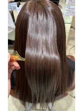 アズール 草加(azule) 髪質改善カラー　ブラウン　ツヤ髪スタイル