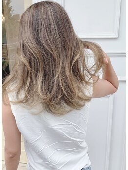 ドレス(hair design & care DRESS)の写真/トレンドを取り入れたあなただけのカラーをご提案◎ダメージを最小限に抑えた施術で、理想の仕上がりに♪