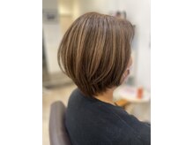 サロン ド マゼンタ(Salon de Magenta)