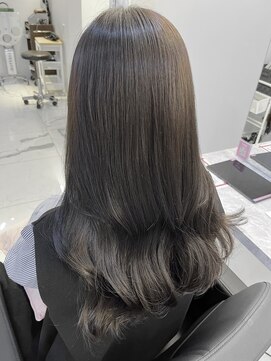 リー 四ツ橋(Lee) 【kanna】アッシュグレーカラー