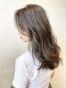 クーナバイトマト 横浜(Cuna by TOMTO) 【HOSSY】ハイライト_デザインカラー☆透明感カラー