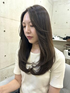 ユイマァル 岡山店(YUIMARL) オリーブグレージュ