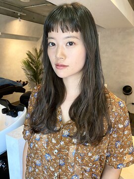 サンルーム(SUN room) 短めバング オン眉ロングヘア　miwa