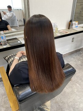 レガロヘアアトリエ(REGALO hair atelier) 艶髪ストレート