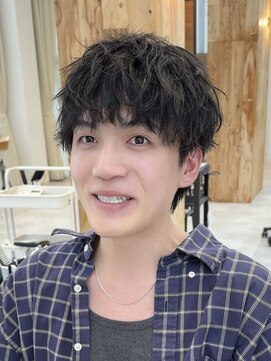 ビューシンサイバシ(VIEW SHINSAIBASHI) 無造作シャドウマッシュ