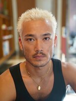 メリケンバーバーショップ コウベ(MERICAN BARBERSHOP KOBE) スパイキー抜きっぱなしフェザーアップショート