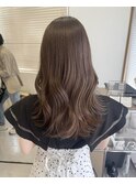 ミディアムヘア暗めカラーデザインカラーフェイスフレーミング