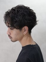 バイフィフス 原宿/表参道(by fifth)&nbsp;原宿シャドウパーマスパイラルパーマメンズカットセンターパート