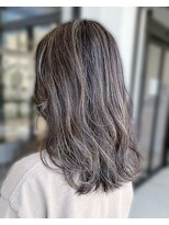 ノチ(Noci)&nbsp;20代30代40代大人可愛いアッシュベージュトリートメント透明感