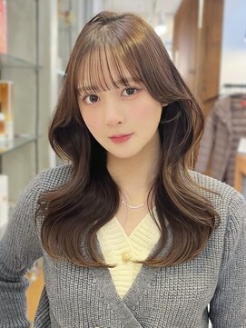 トレンド可愛い透明感◎くびれヘア×透明感ベージュ