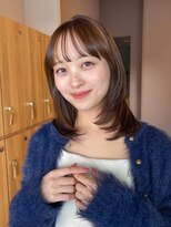 ガーデンヨコハマエスト(GARDEN YOKOHAMA est)&nbsp;似合わせカット　ミディアムレイヤーカット　内巻き　ブラウン