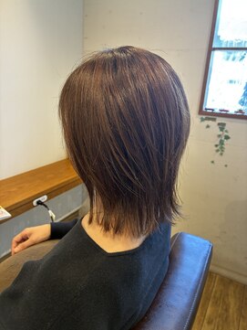 小さな美容室 ハナ(hana) トップのみレイヤー入れた外ハネボブ☆