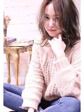 ホラン(HoLan) 【HoLan】Pinkベージュ♪アンニュイカールxセミウエット☆