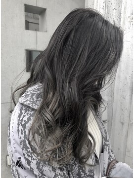 リバレッジ 広尾(Leverage) 外国人風グレーグラデーション