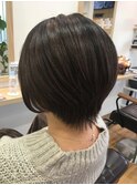 ショートボブ