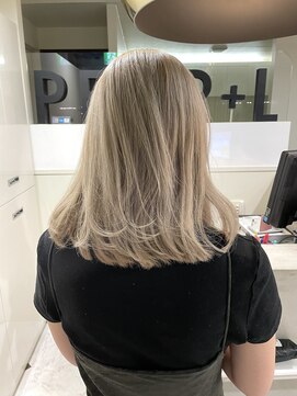 パール(PEAR+L) White milktea beige