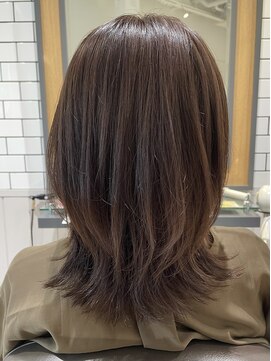 リンダバイネオリーブ 白楽店(Linda by neolive) 【ストレートアイロンでスタイリング】軽めレイヤーミディ　♪