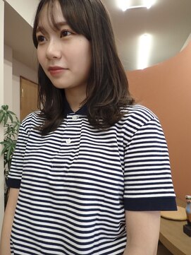 ウェルク(welc) ミディアムヘア斜めバンググレージュカラーデザインカラー