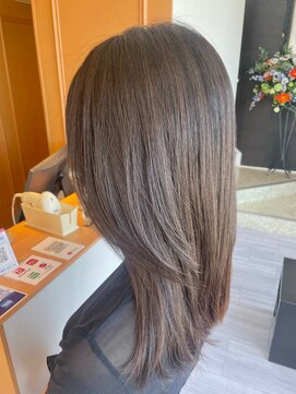 イースト(YEAST) ミディアム×透明感カラー