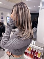 キング 高槻(K!ng)&nbsp;縮毛矯正髪質改善ハイライトレイヤーカット高槻美容室エクステ