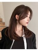 レイヤーカットミディアムレイヤーグレージュ