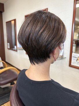 美容室テク アート バイ シック 乾かすだけでまとまるショート