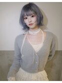透明感ブルーグレーの小顔レイヤーボブ