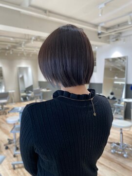 小顔ショートボブヘアー