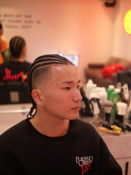 ザワイケーピー(THE YKP) コーンロウ