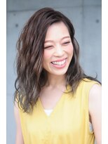 サーティーン(THIRTEEN) ☆アイロンで作るゆる波ウェーブミディ☆