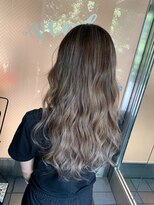 ヴェンティ(ventie) 夏ヘアメッシュグラデーション