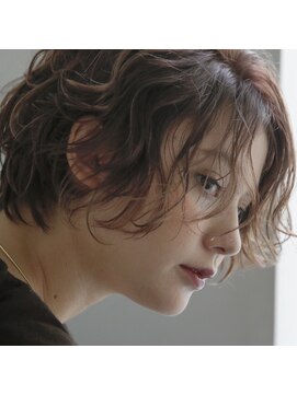 アピッシュ 国分寺(apish) ふんわりショートパーマ【apish長谷川祐三】