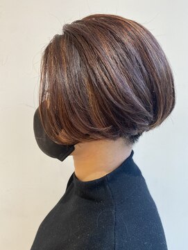 ネオリーブギンザ 銀座店(Neolive GINZA) 白髪ぼかしハイライト　ハンサムショート