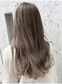 ブリーチオンカラーで作る肌馴染みのいいベージュカラー