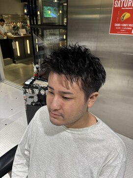 フランクスバーバーザスタンド(Frank’s barber the stand) メンズビジネスアップバングスパイキーショートF