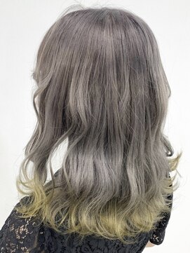 シエラ 心斎橋(CIERA.) CIERA.ふんわり波wave×グレーイエローテールデザイン