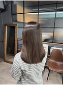 シンプルなのに洗練された透明感カラー／髪質改善トリートメント