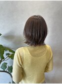 オリーブベージュ×外ハネロブ
